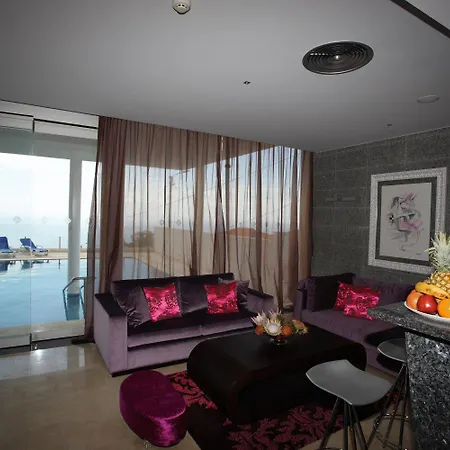 Lägenhetshotell Baia Brava