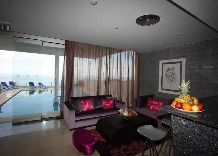 Baia Brava Aparthotel